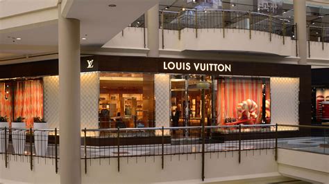 louis vuitton store tysons corner|louis vuitton tysons galleria appointment.